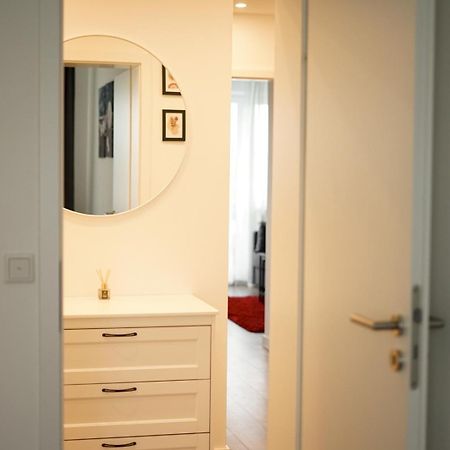 Moeblierte 3-Zimmer-Wohnung Nahe Duesseldorf In Duisburg-Sued Экстерьер фото